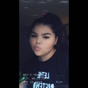 Meet your Posher, Breanna